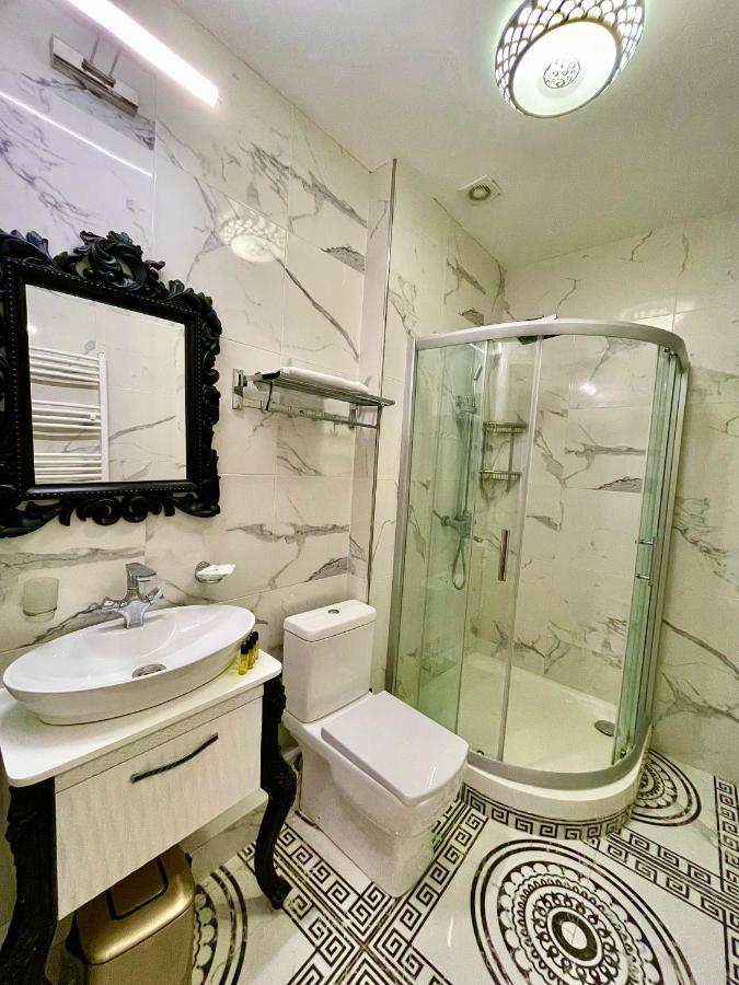 34 Silver Rooms Tiflis Dış mekan fotoğraf