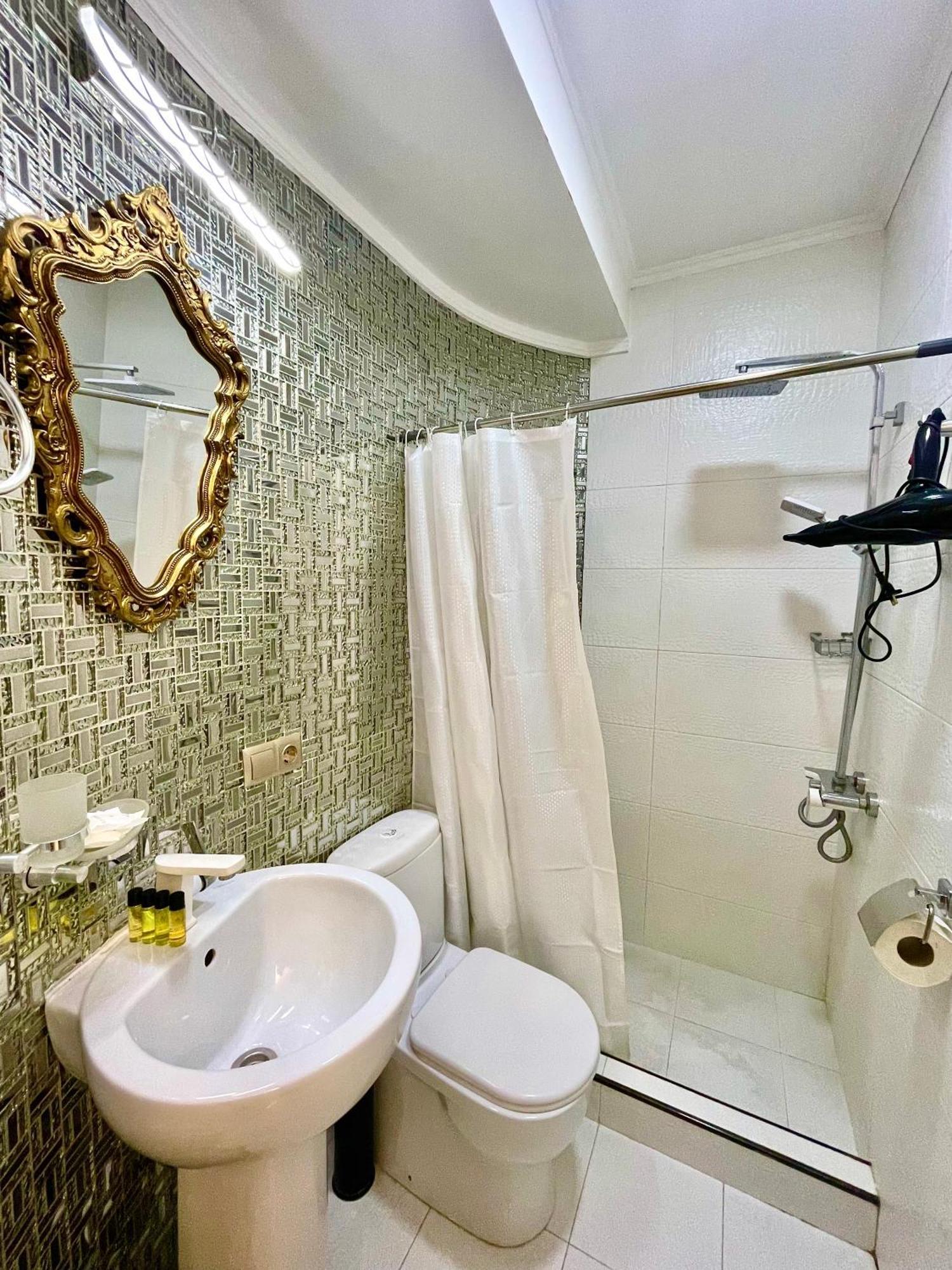 34 Silver Rooms Tiflis Dış mekan fotoğraf